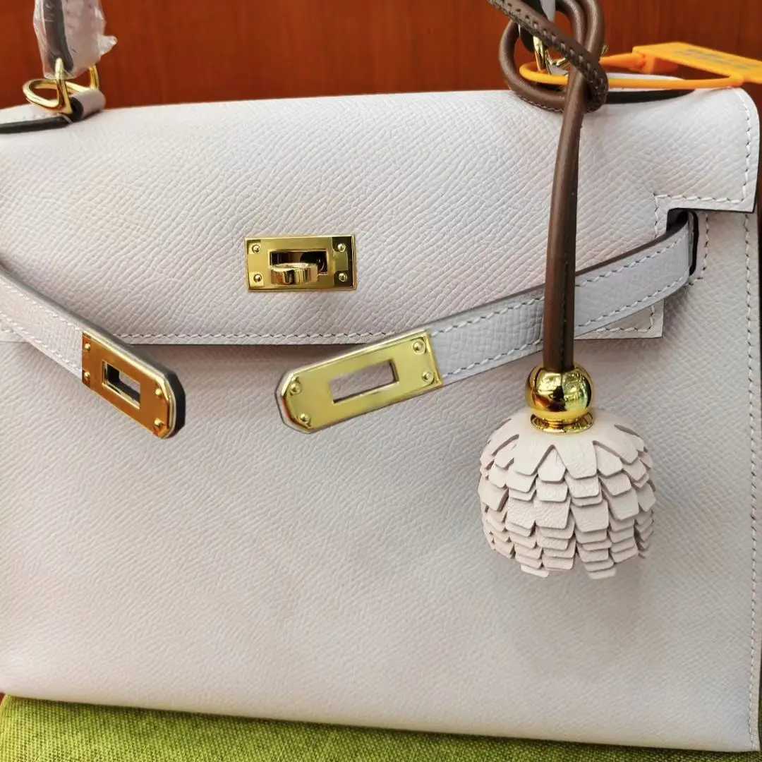 Luxurious Genuine Leather Sheepskin Colored Flower Pendant Pine Cone Bag Accessories Rearview Mirror Pendant Car Key Pendant20 D250926