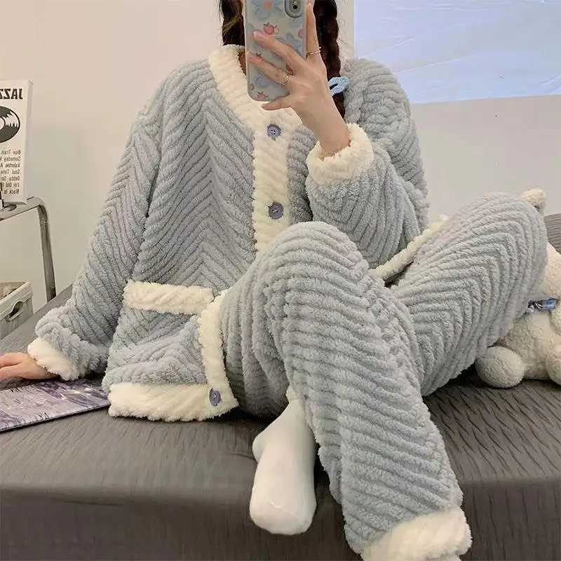 Women Cardigan Thicken Warm Coral Velvet Pajamas Set Winter Color Blocked Sleepwear Sets Flannel Pajamas Suit Womens Homewear Z250925
