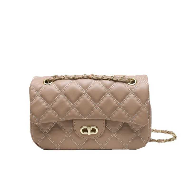 Bag Womens Shoulder Portable Diamond Chain Bag New Texture Simple Messenger Bag Fashion Versatile Small Square Bag Z250926