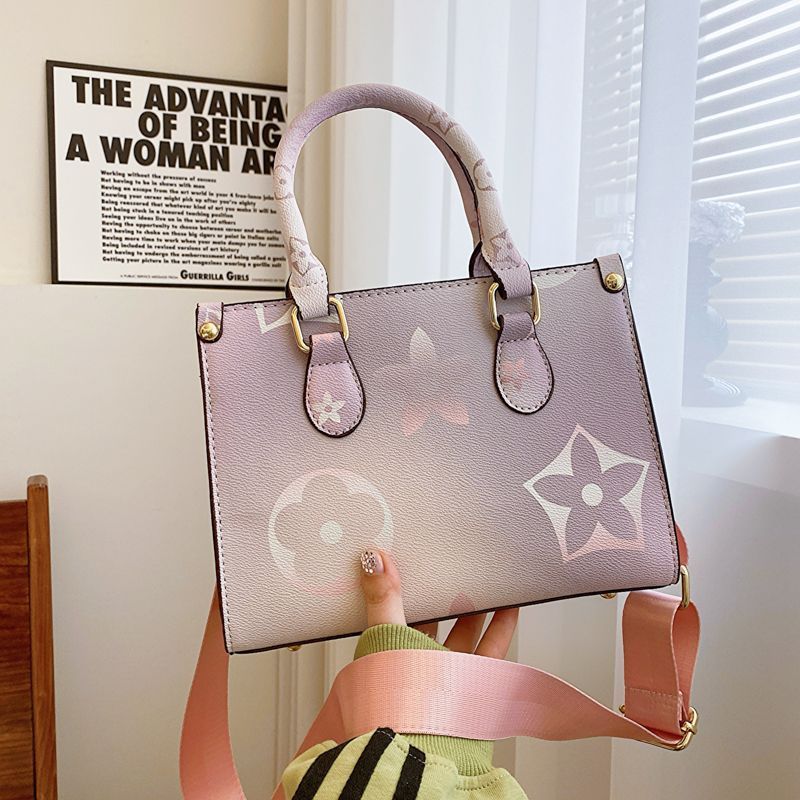 Designer Luxury Ladies Large Capacity Shopping Handbag Tote New Autumn and Winter Shoulder Armpit Bags Fashion Bag