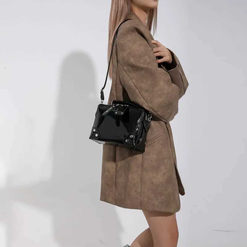 Women Handbag Bright Face Crossbody Bag Fashion Square Shoulder Bag Silver Gold Phone Bag Purses and Handbags 2025 Z250926