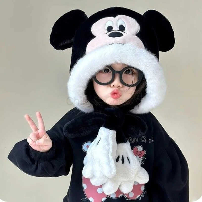 Disney Mickey cute twodimensional scarf hat for autumn and winter windproof and warm pullover hat for elementary school student H250926