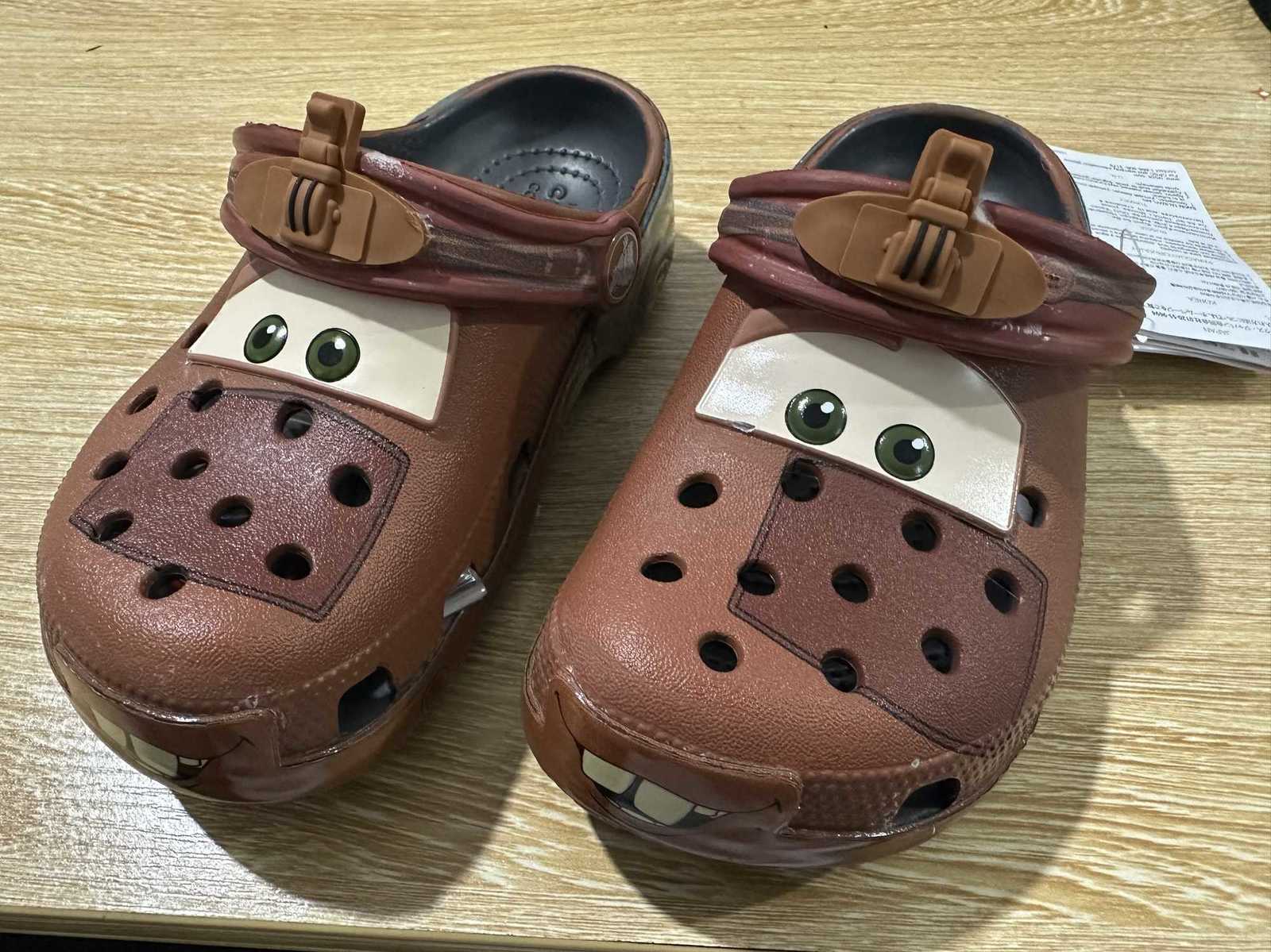 Disney Cartoon Mater Slippers Cars Shoes Waterproof Outdoor Sandals Couple Cave Beach Closed-Toe Slippers Casual Breathable EVA Shoes Gift W250822