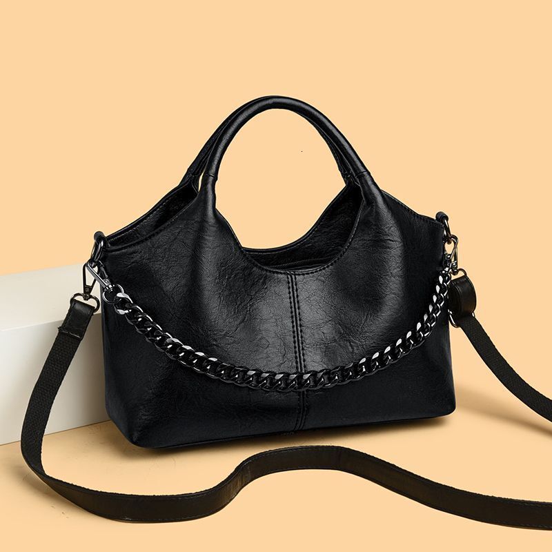2025 autumn and winter large capacity niche design retro shoulder bag chain design clean bag trendy leather design women's light luxury designer 