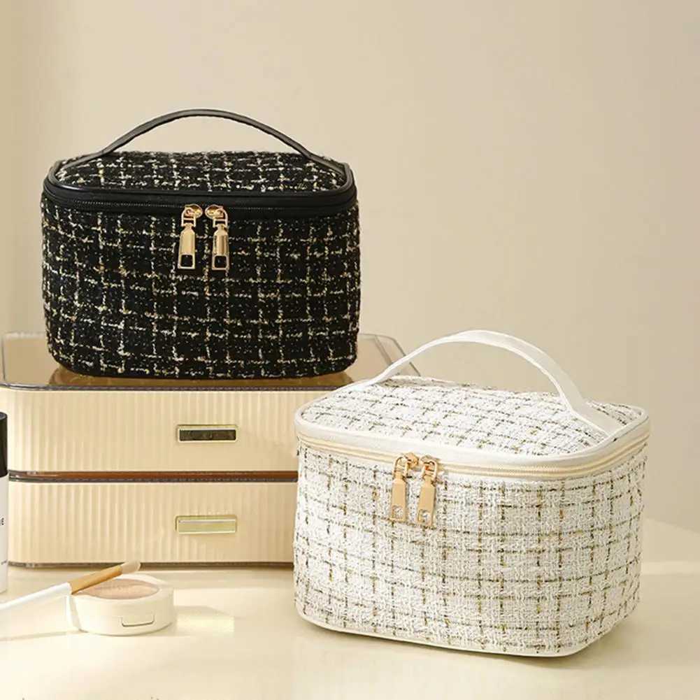 Luxury Tweed Makeup Bag Women Cosmetic Bag Ins Style Travel Portable Cosmetic Bag Toiletry Makeup Pouch Organizer Beauty Case J250926