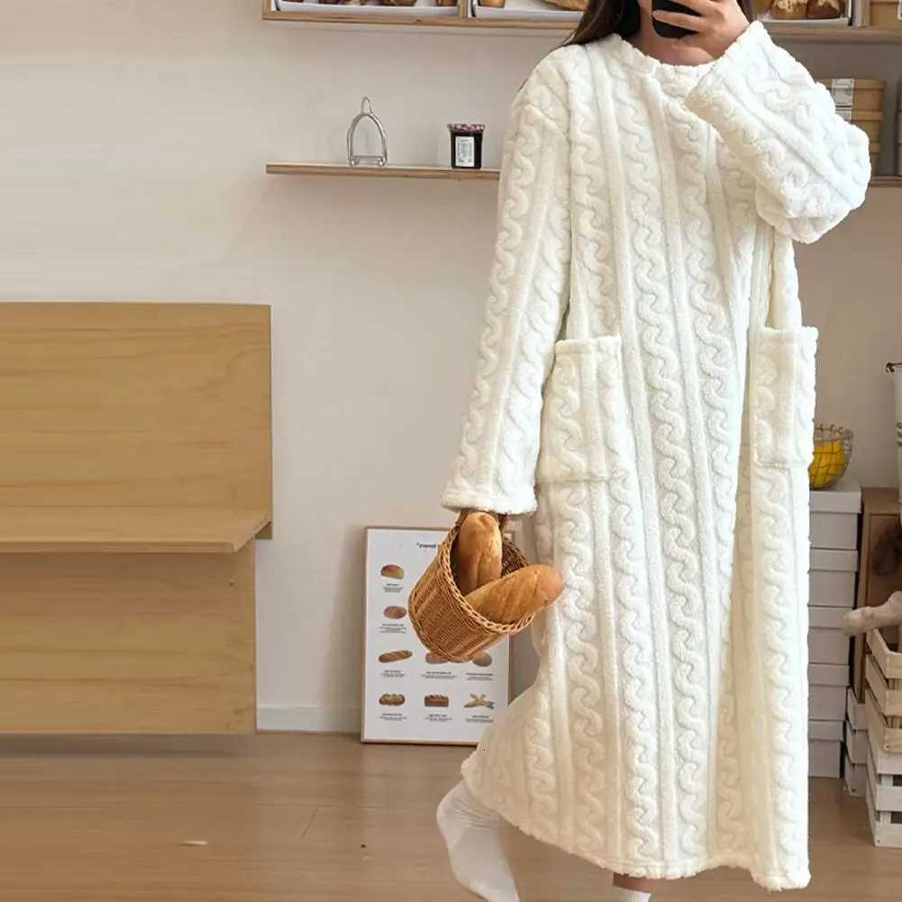 Winter Long Sleeve Flannel Nightgowns Women Loose Double Pocket Solid Sleepwear Jacquard Night Dress Thickened Warm Nightdress Z250925