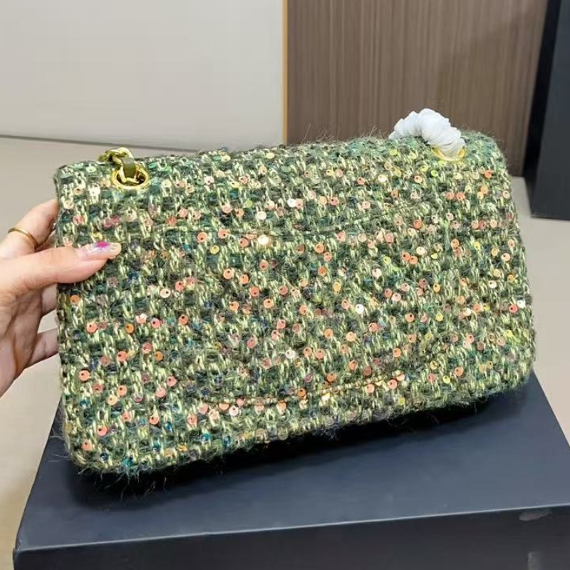 Popular fashion high-quality women's chain design commuting makeup bag light luxury trend single shoulder crossbody bags commuting bags