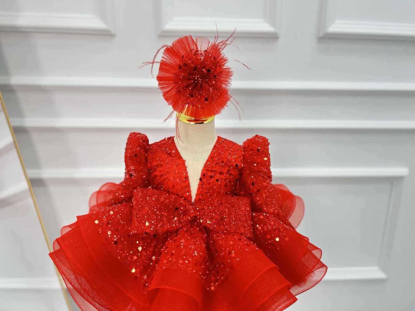 KLFLGD Red sequin dress flower girl Vneck long sleeved gorgeous wedding dress formal first time girl Christmas costume Z250926
