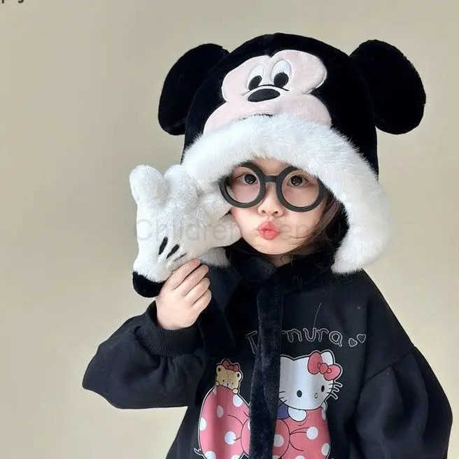 Disney Mickey cute twodimensional scarf hat for autumn and winter windproof and warm pullover hat for elementary school student H250926