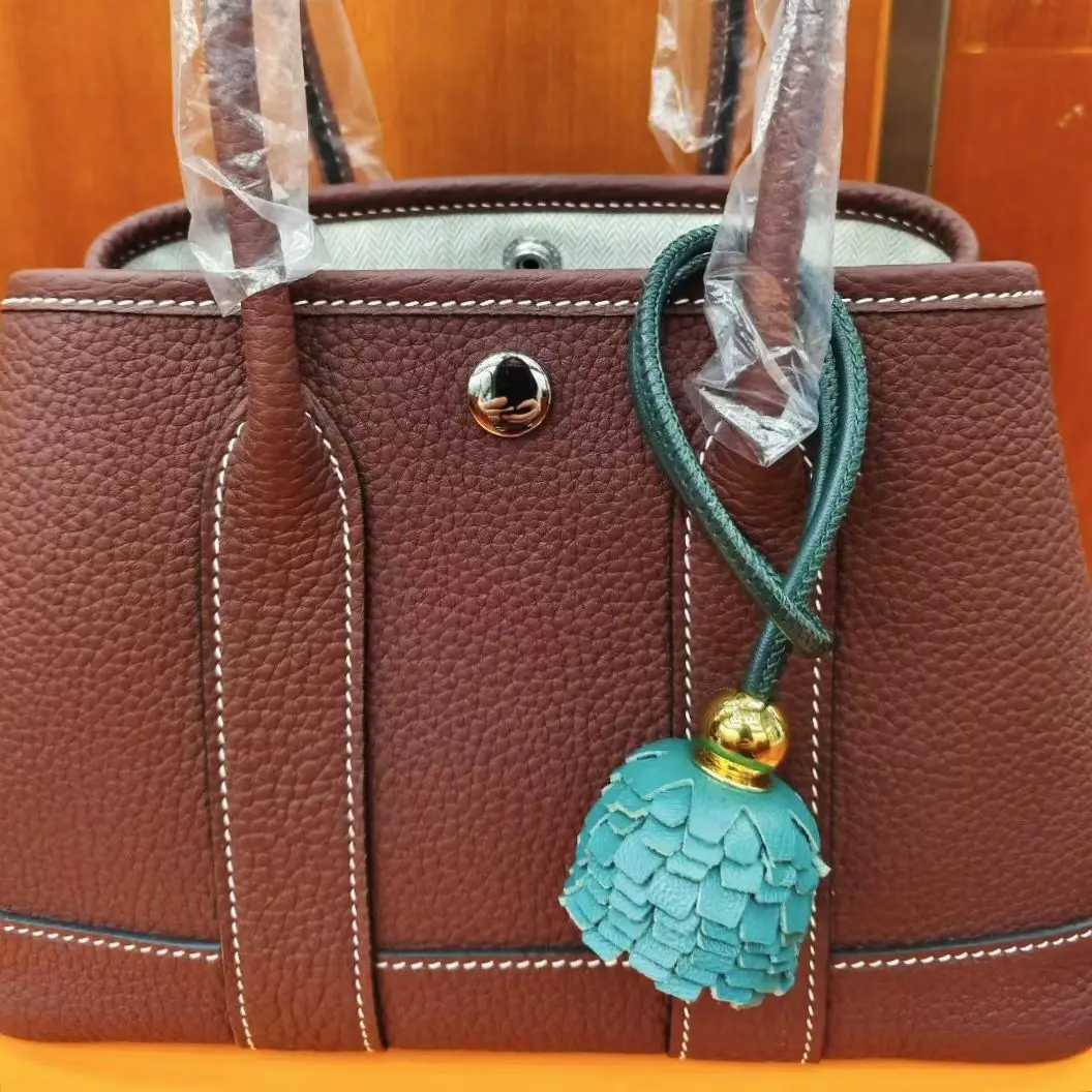 Luxurious Genuine Leather Sheepskin Colored Flower Pendant Pine Cone Bag Accessories Rearview Mirror Pendant Car Key Pendant23 D250926