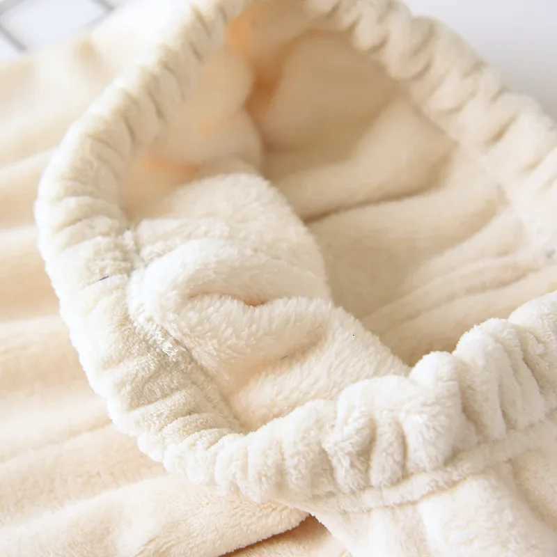 Autumn and winter new couples thickened coral fleece pajamas longsleeved trousers twopiece flannel large size homewear suit Z250925