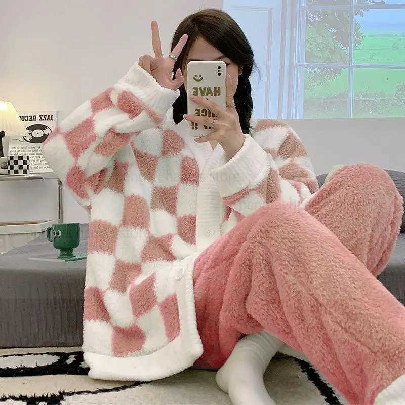 Checkered Velvet Padded Simple Sleepwear Winter Womens Pajamas French Style Home Clothes Set Warm Pijama Can Be Worn Outside Z250925