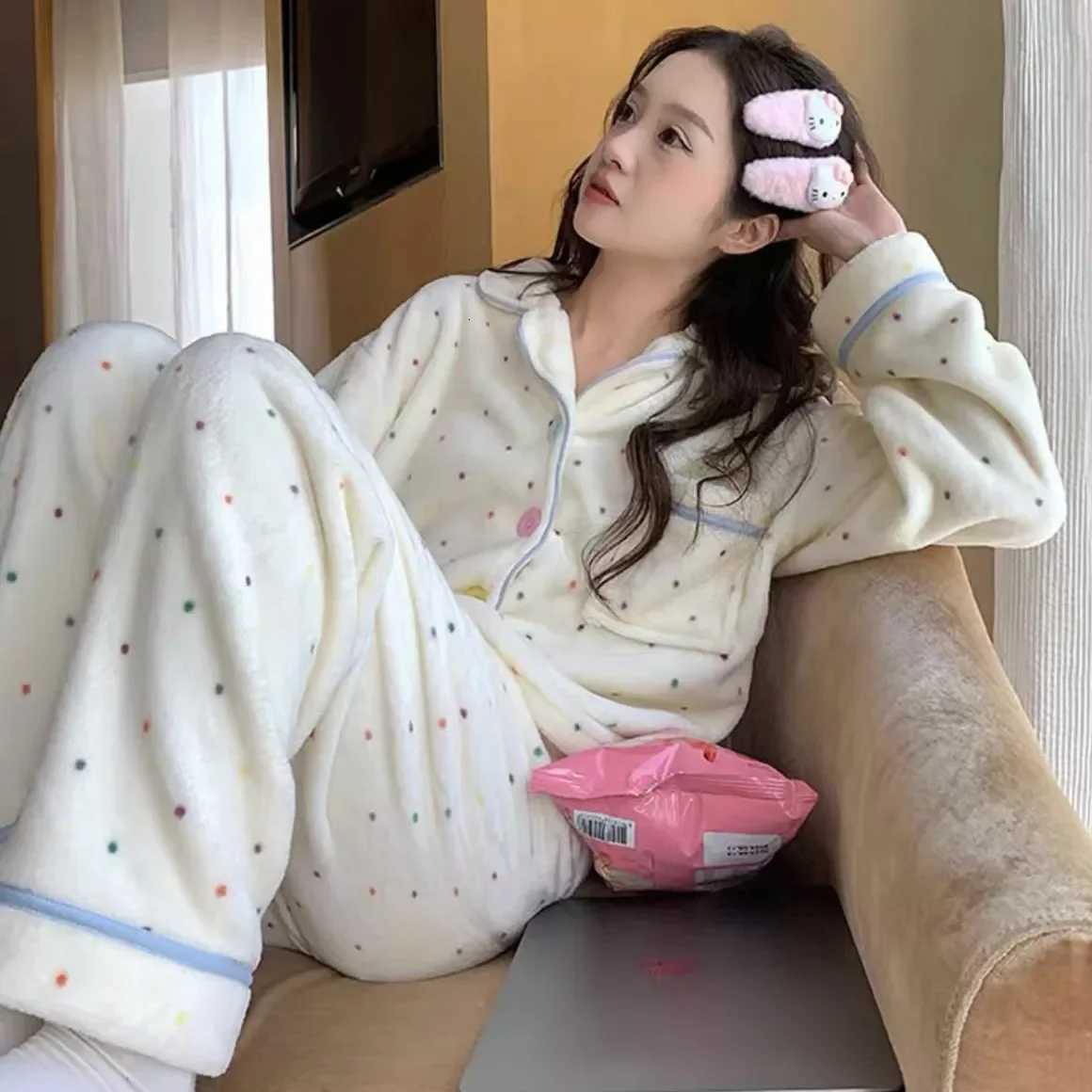 Winter New Flannel Thickened Velvet Womens Pajama Set Cute Tweed Style Home Clothes Plus Size CrossBorder Wholesale Z250925