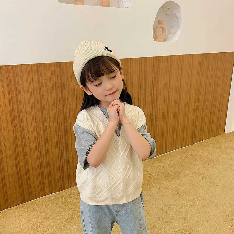 Disney winter warm hat knitted wool childrens pullover hat embroidery Mickey Mouse super cute Korean version boy and girl H250926