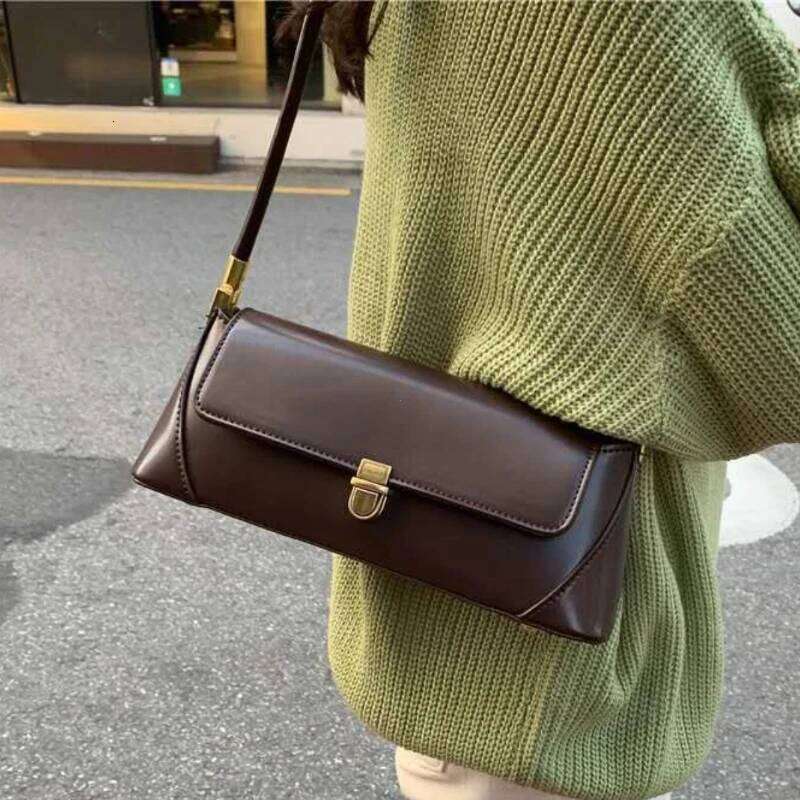 Fashion Solid Color Underarm PU Leather Shoulder Bags for Women Design Small Handbag Female Subaxillary Clutches