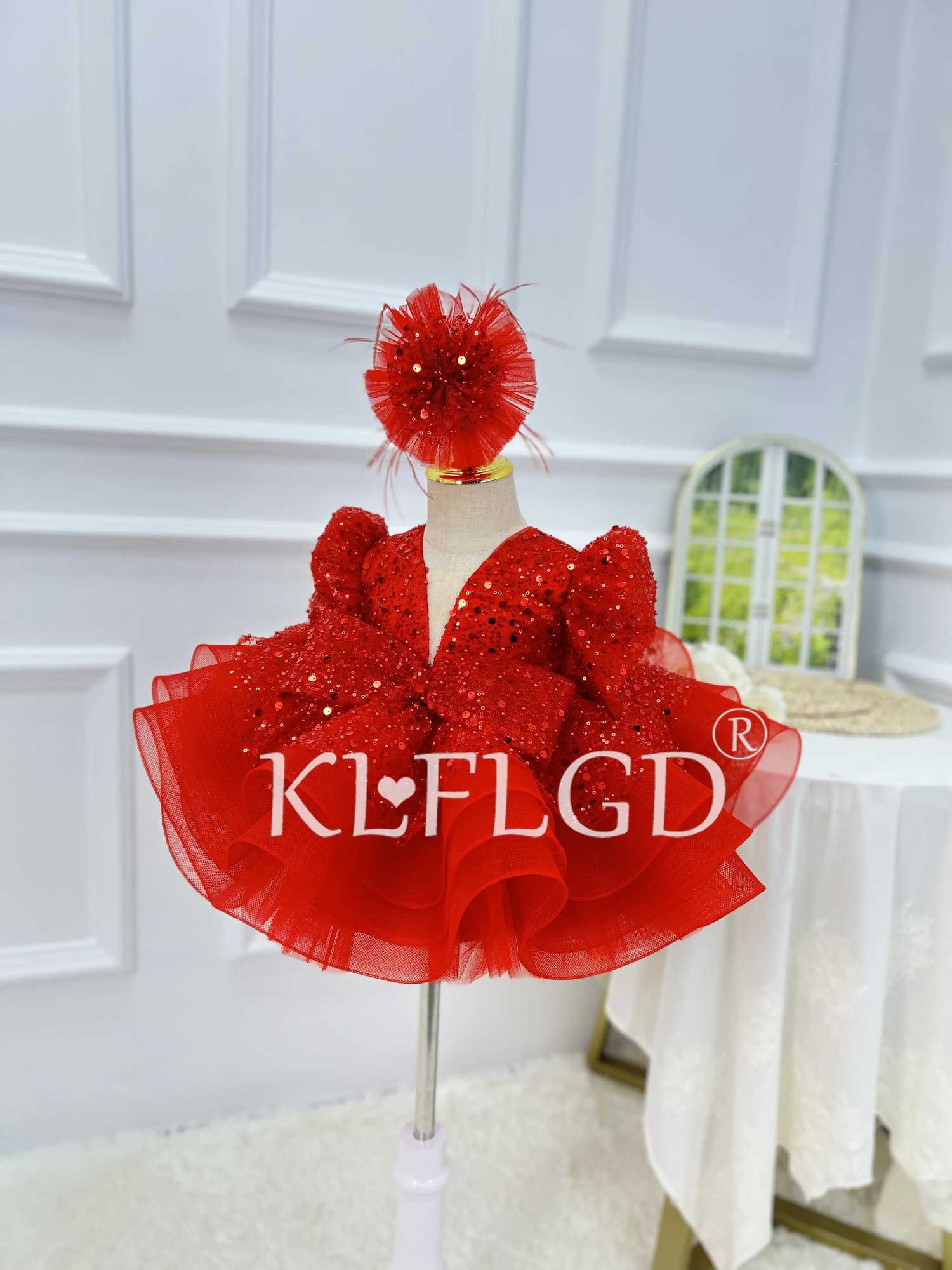 KLFLGD Red sequin dress flower girl Vneck long sleeved gorgeous wedding dress formal first time girl Christmas costume Z250926