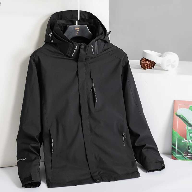 Men Outdoor Tourism Mountaineering Jackets Unisex Twopieces Sets 3 in 1 Fleece Jackets Male Mountain Hiking Winter Rain Jacket W250926