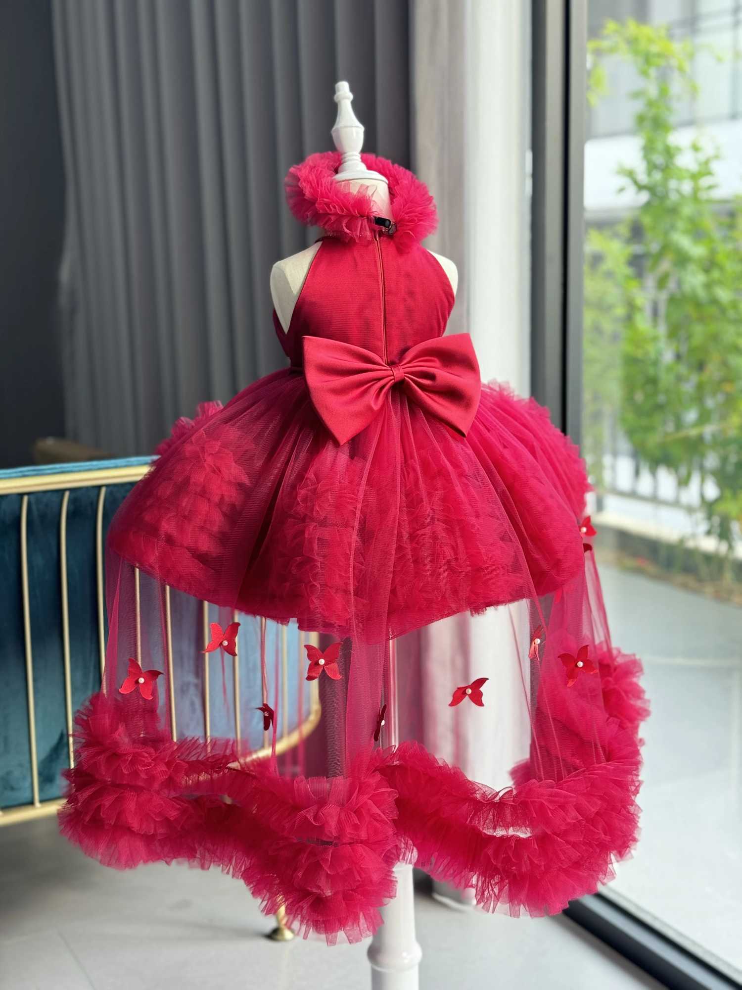 Elegant dress for girl new gorgeous Christmas ball trailing evening gown sheer girl birthday party dress physical shooting Z250926