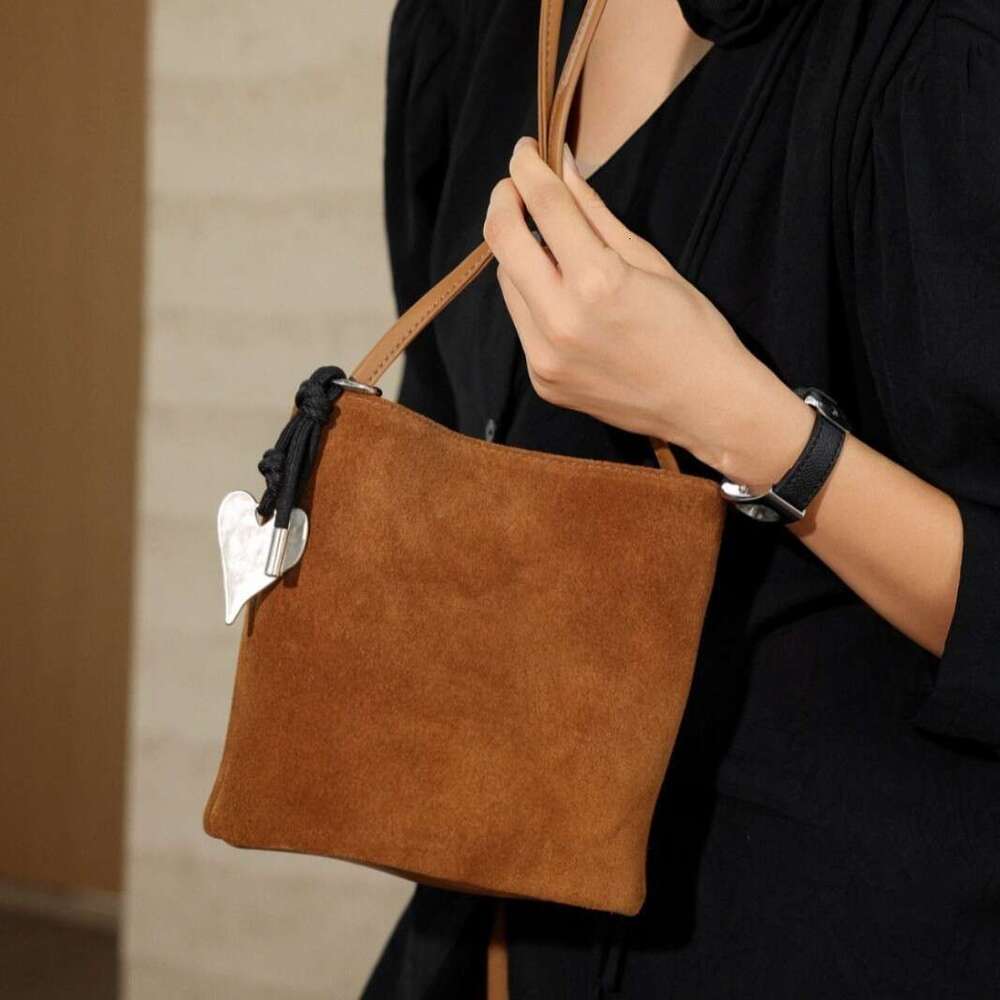 Genuine Suede Soft Leather Handbag for Women 2025 Autumn Winter New High-end Versatile Shoulder Bucket Bag
