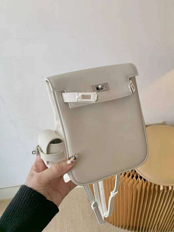 Designer Bags Spring Women's Cute Versatile Bapa Double Oulder Lovely Waste Bag PU Soft Surface Treaent Hot Selling