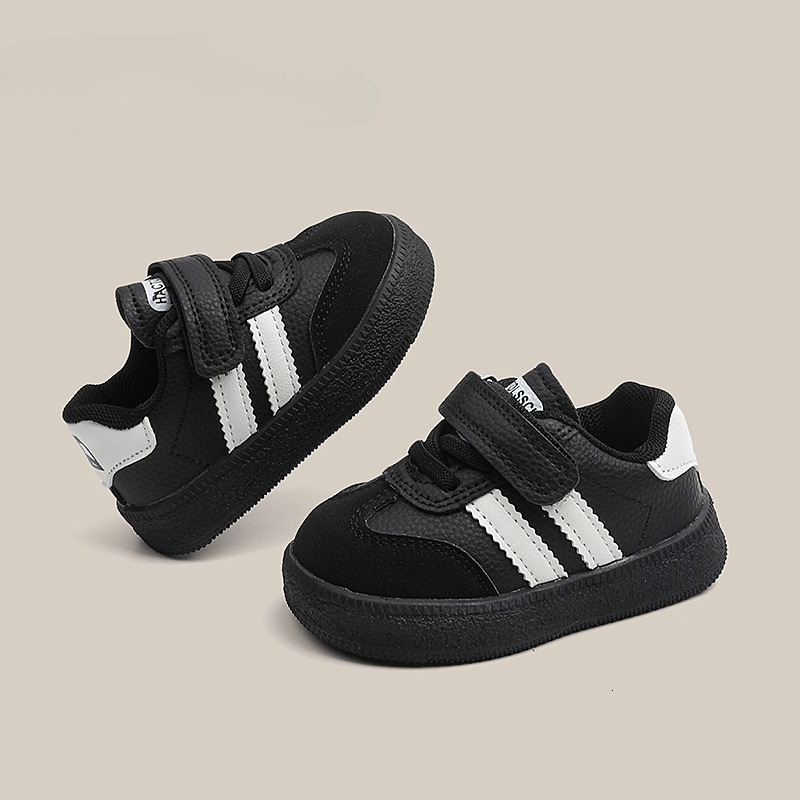 New autumn baby sports shoes for young children, boys and girls, breathable and anti slip walking shoes for infants, casual training shoes for childre