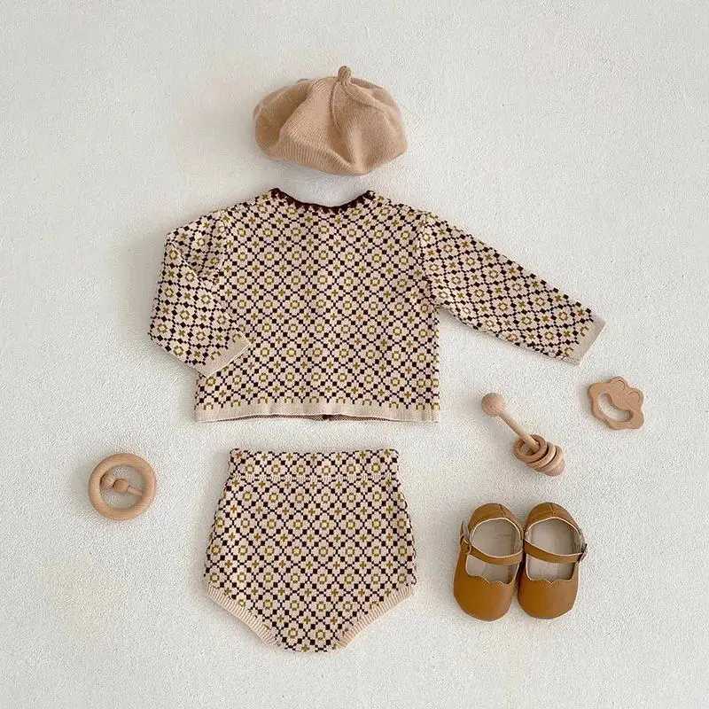 New Autumn Baby Clothes Sweater Set Infant Girls Knit Sweaters Cardigan Jacket Blommer 2 Pcs L250926OGNH