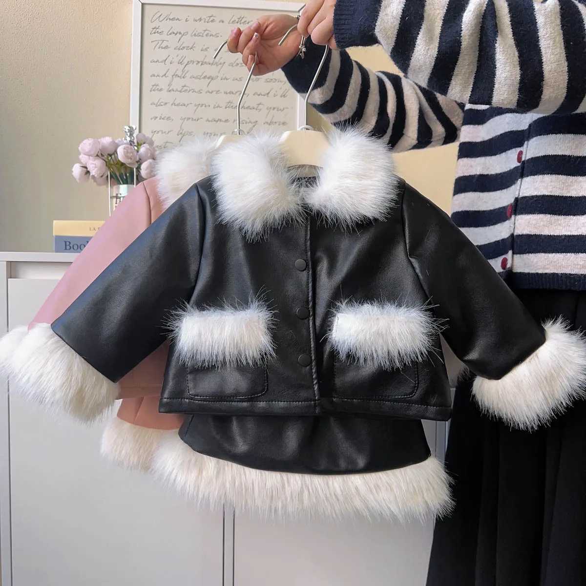 Girl Two Piece Set Autumn Winter 2024 New Leather Clothing Cotton Clip Spliced Loose Coat Skirt Casual Simple Fashion Sweet Cute L250926199G