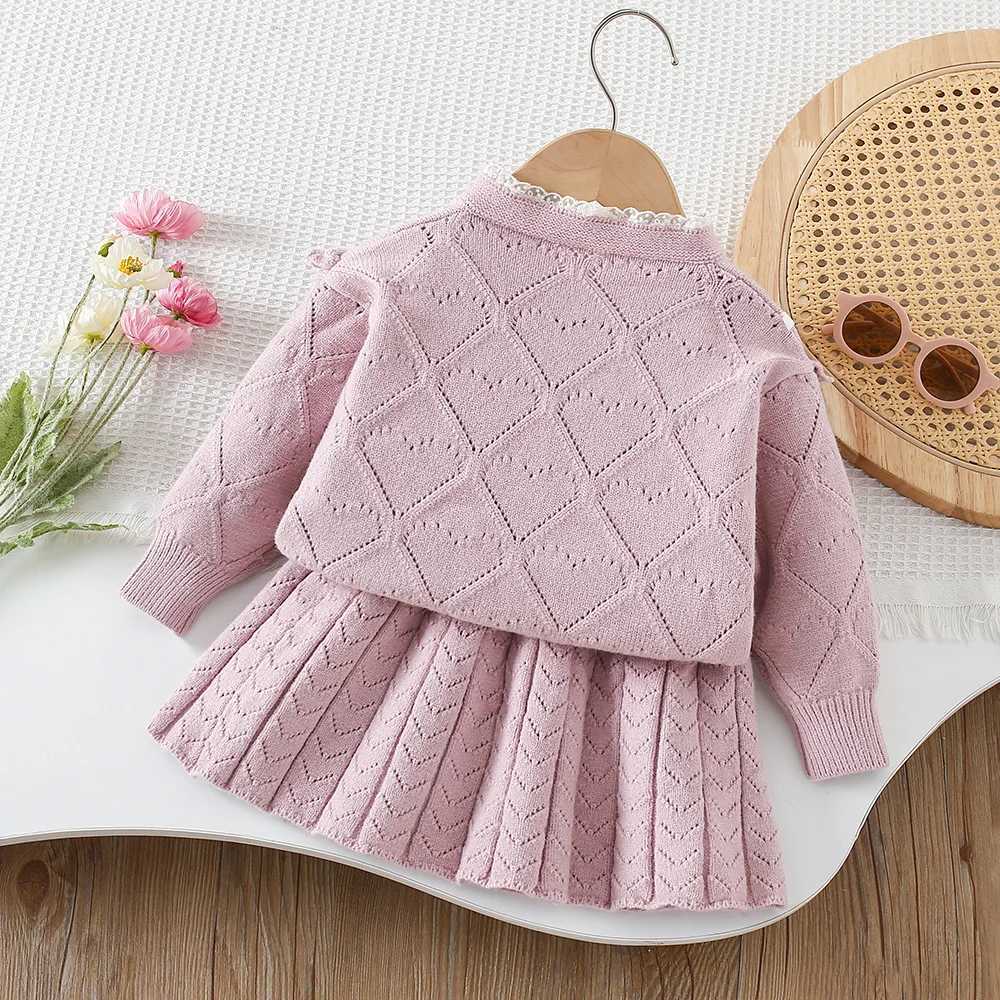 Girls Sweater Set 2025 Autumn and Winter New Korean Baby Girls Suit Lace Collar Knitted TopSkirt Sweet Twopiece Suit L250926AJOH