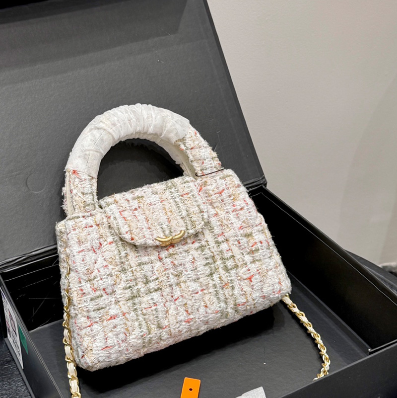 tweed black Beads bag hobos Tote Designer Bags Large Capacity Embroidery Letters Black Hardware Matelasse Chain Shoulder bags Handbag Purse Sacoche 20cm