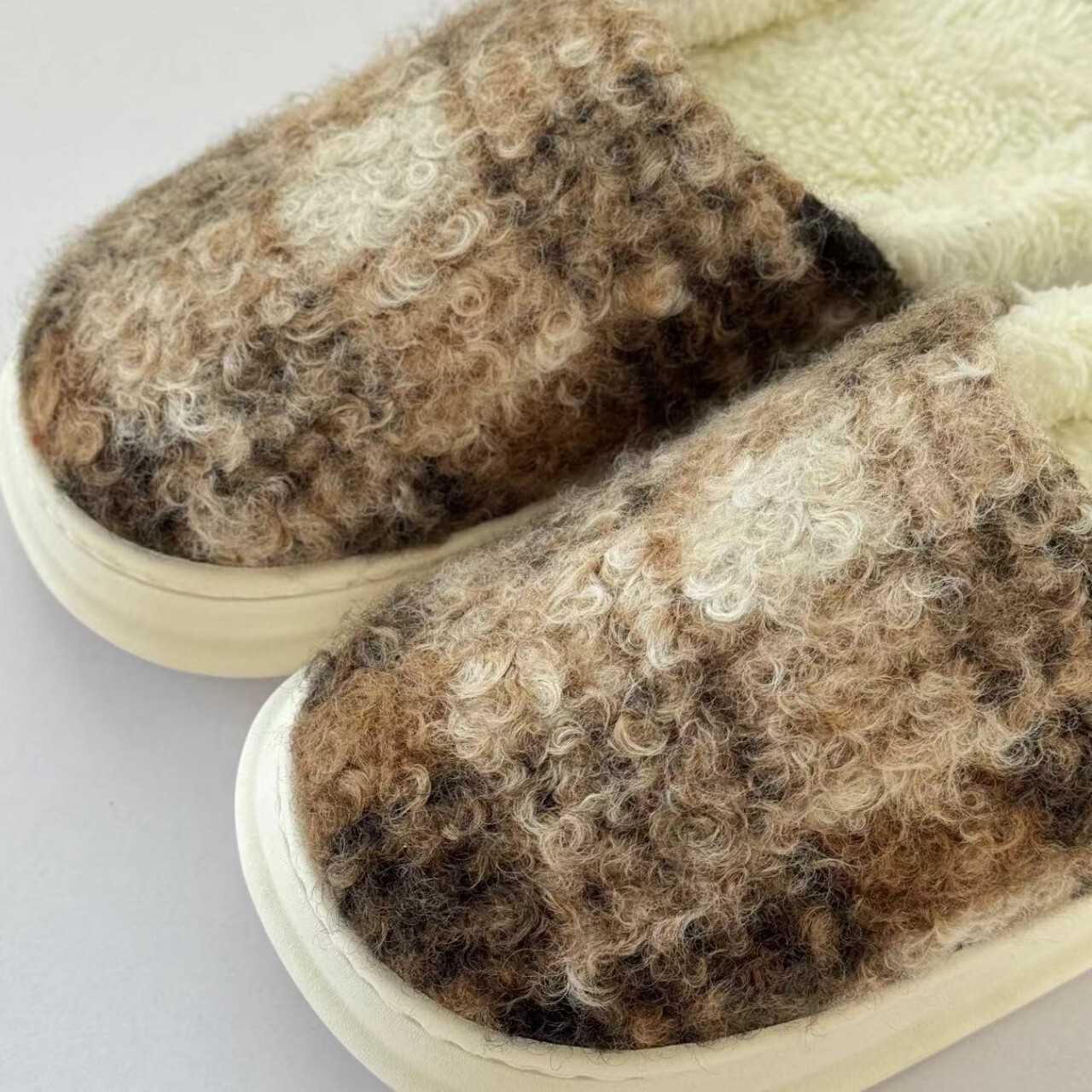 Checkered Thick-Soled Winter Foot Warmer Warm Cotton for Men and Women Smart Cold-Proof Shoes ddmymarket