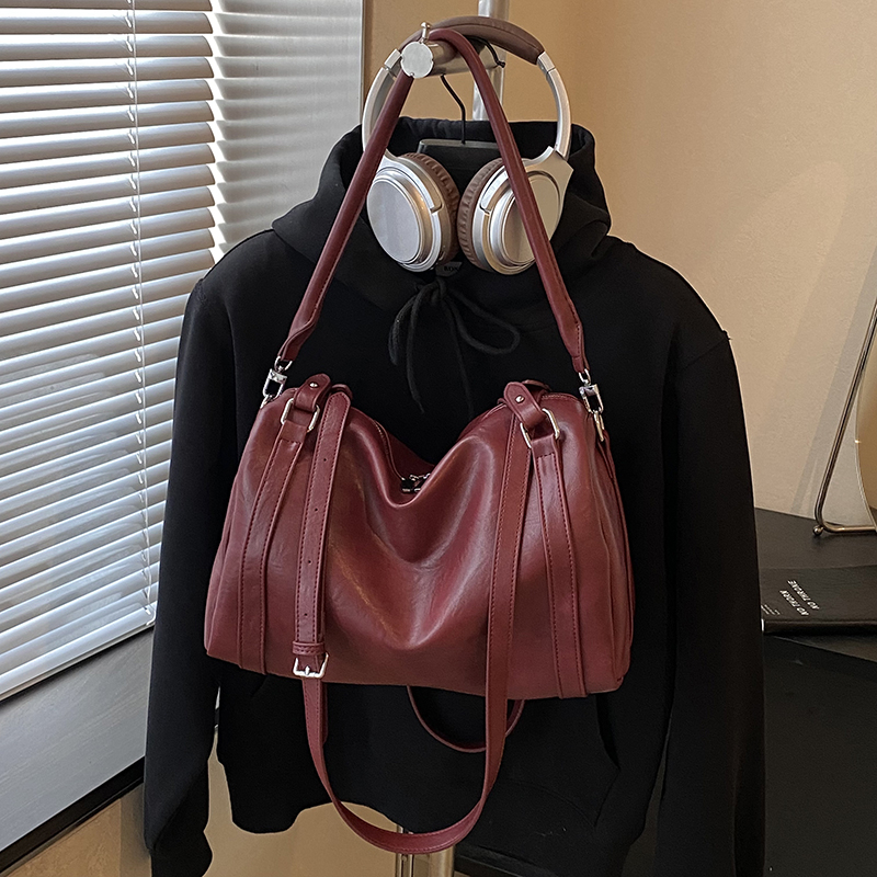 Elegant, luxurious, fashionable shoulder bag, large capacity, simple shopping and commuting, 2025 backpack, student leisure, youth, lightweight crossb