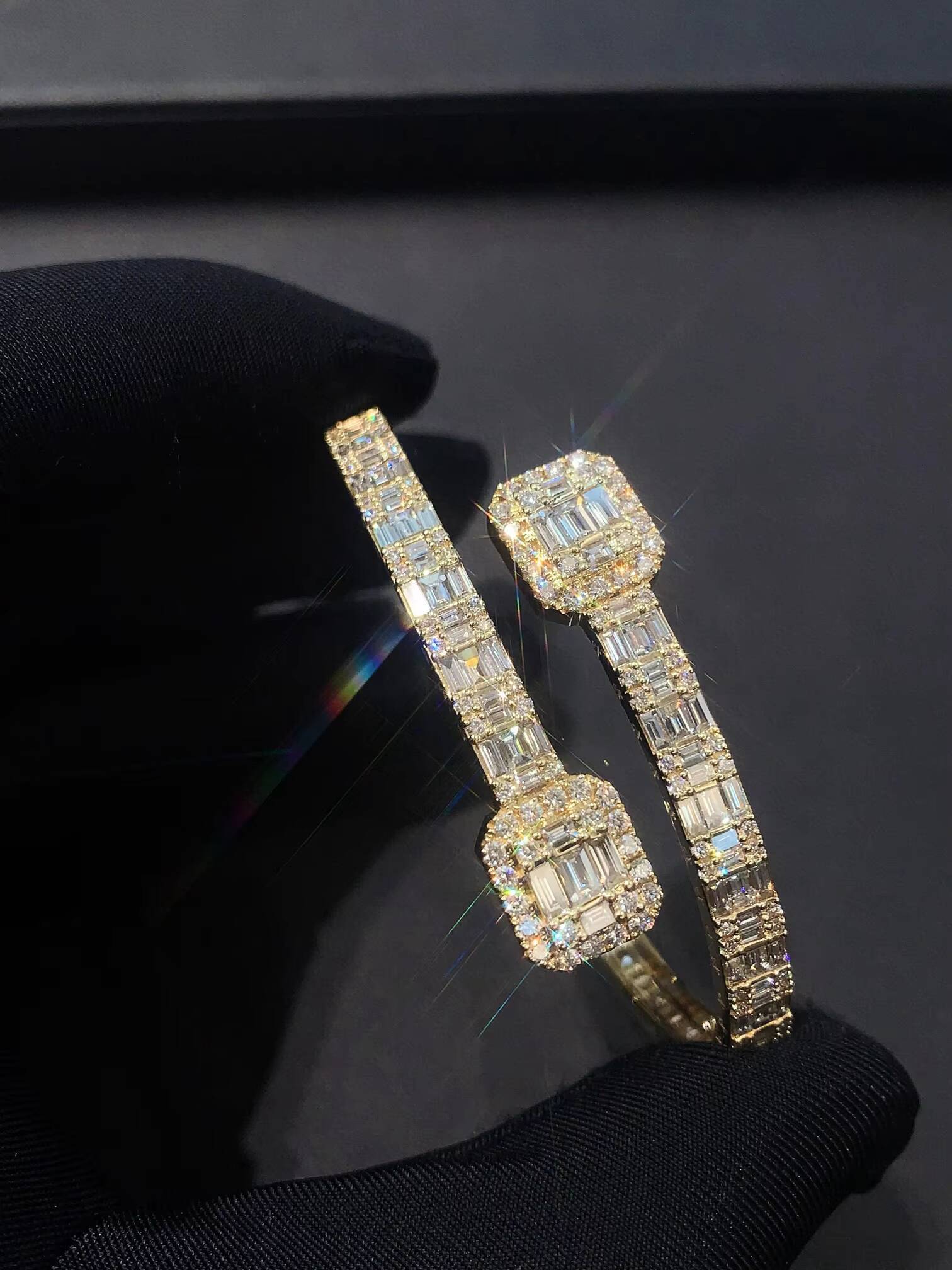 9K Yellow Gold Baguette Vvs LabGrown Diamonds Square Shape Diamond Bangle Bracelet