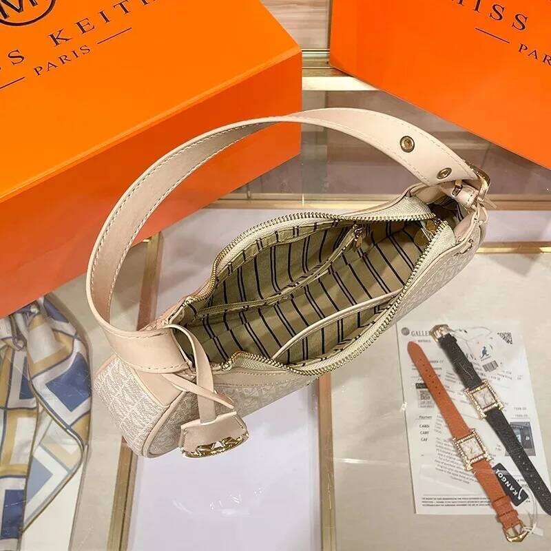 Single new fashion all-in-one single shoulder underarm moon bag simple handbag for women