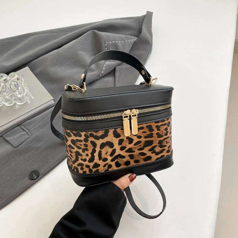 Fashion Round Bucket Bags Women's Daily Used, Leopard Pattern Crossbody Shoulder Bag For Commuting, Casual Ladies Handbags