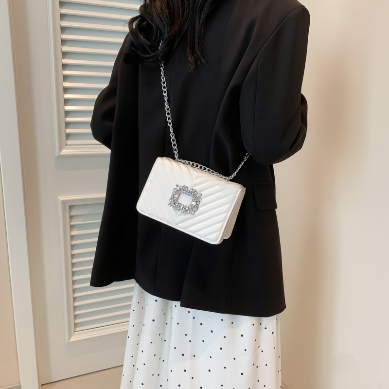 New fashionable women's one-piece slanted shoulder small square bag 2025 designer