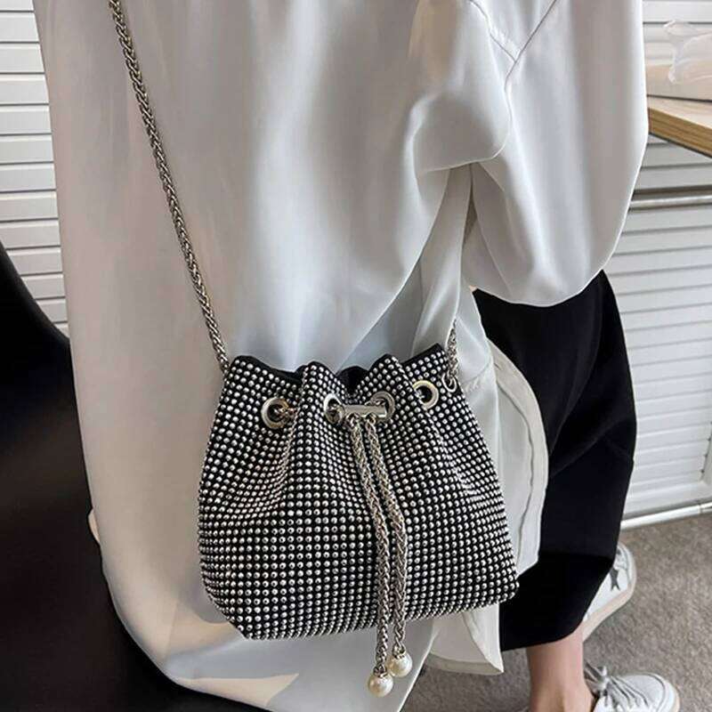 Bright Rhinestone Shoulder Women Chains Crossbody Bag Drawstring Bucket Lady Armpit Handbag Daily Totes