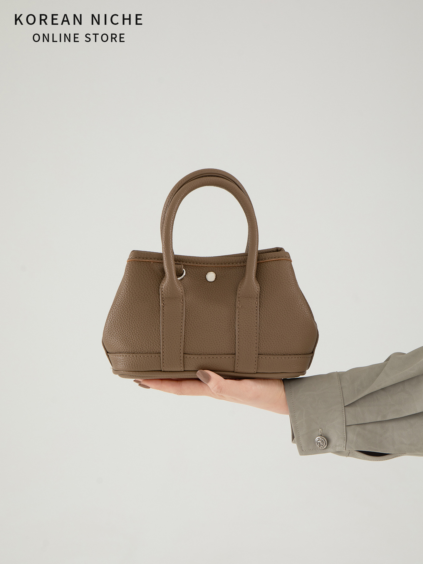 2025 Super Popular Niche Design Handbag New Style Fashionable Versatile Shoulder For Women Korean Version Simple Temperament Crossbody Bag