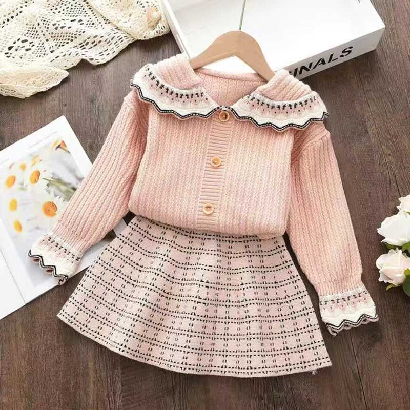 Baby Girl Clothes 06 Spring Autumn New Fashion Princess Dress Suit Girl Cotton Top Plaid Pleated Skirt Hat Girl 3 Piece set L250926HA39