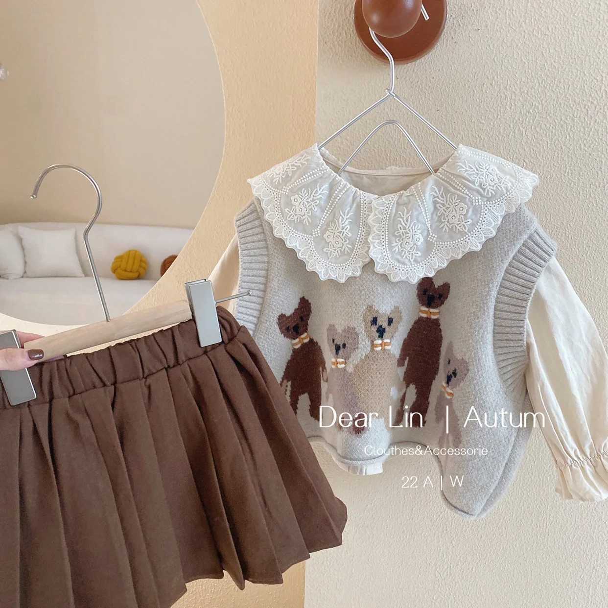 Girls Sweet Suits Autumn Outfit Baby College Spring Pleated SkirtSweater VestShirt 3Pcs Sets Kids L250926DUHY