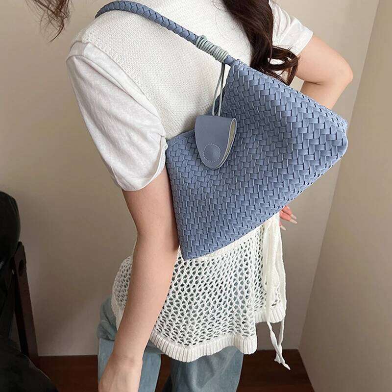 Women'S Woven Pattern Shoulder Autumn And Winter Casual Wear Hand-Held Handle Fashion Retro Armpit Bag With Coin Purse