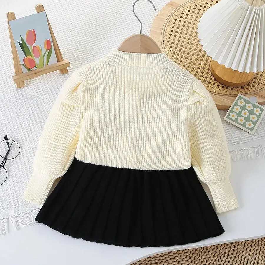 Fashion Autumn Winter TwoPiece Toddlers Girls Clothes Set Bow Knitted Sweater Tops With Pleated Skirt For Childrens Clothing L250926NXH9