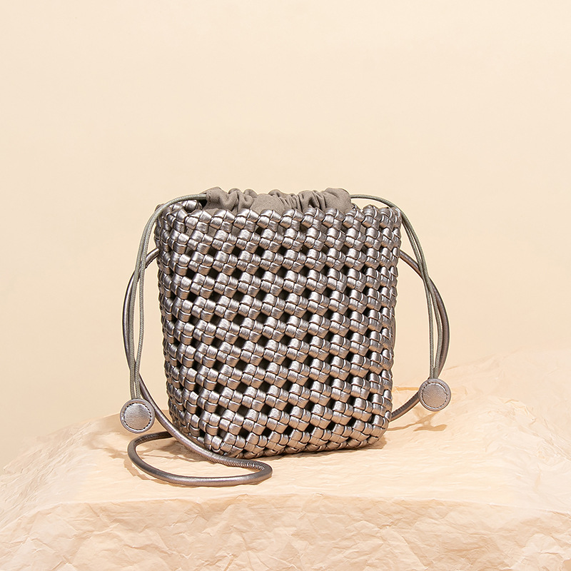 New Hollow Woven Niche Design High-end Bucket PU Windmill Knot Crossbody Textured Phone Bag