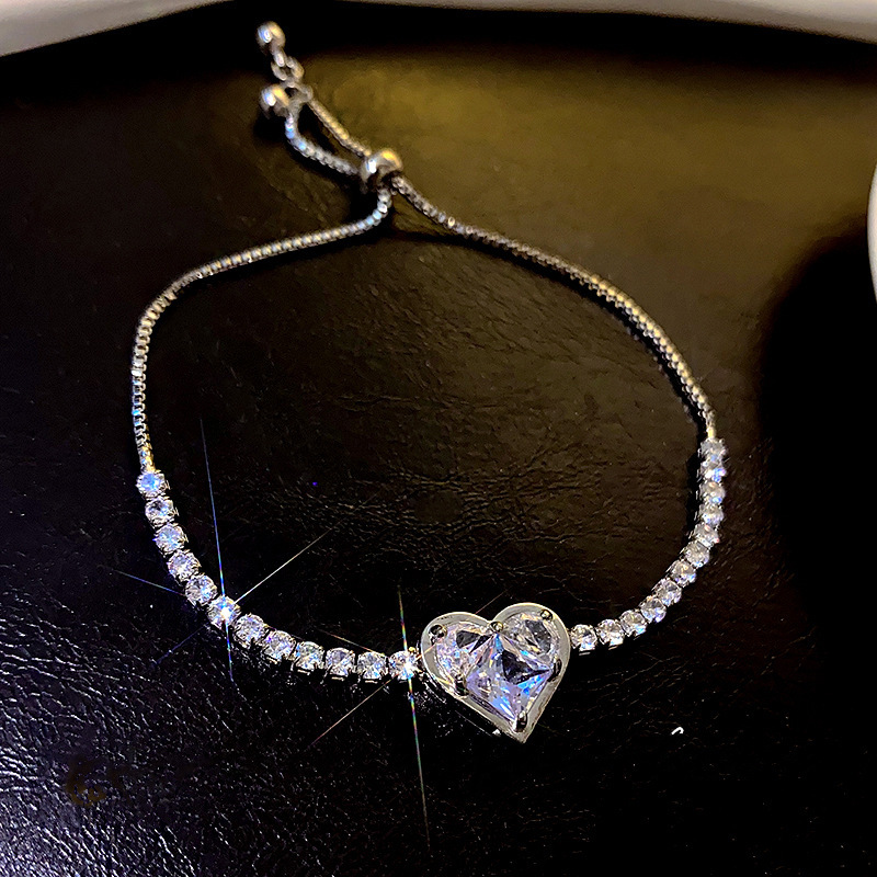Silver - Toned Heart - Shaped Crystal Bracelet With Dainty Zircon Chain Delicate Daily & Romantic Jewelry Gift For Her High - Quality And Sparkling Ac