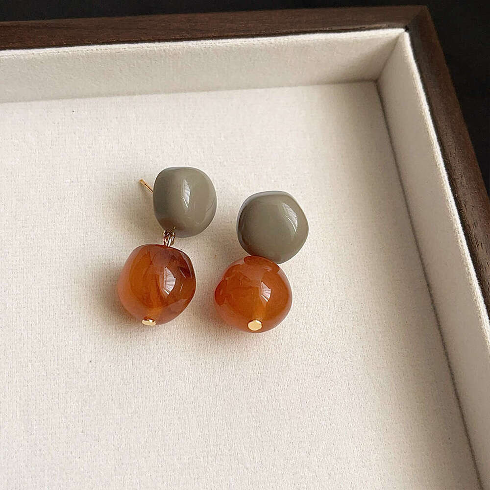 Melard Coffee Color Earrings for Women, Artistic Temperament Acrylic Gradient Stud Earrings, Niche High-end Feel, Brightening Ear Accessories