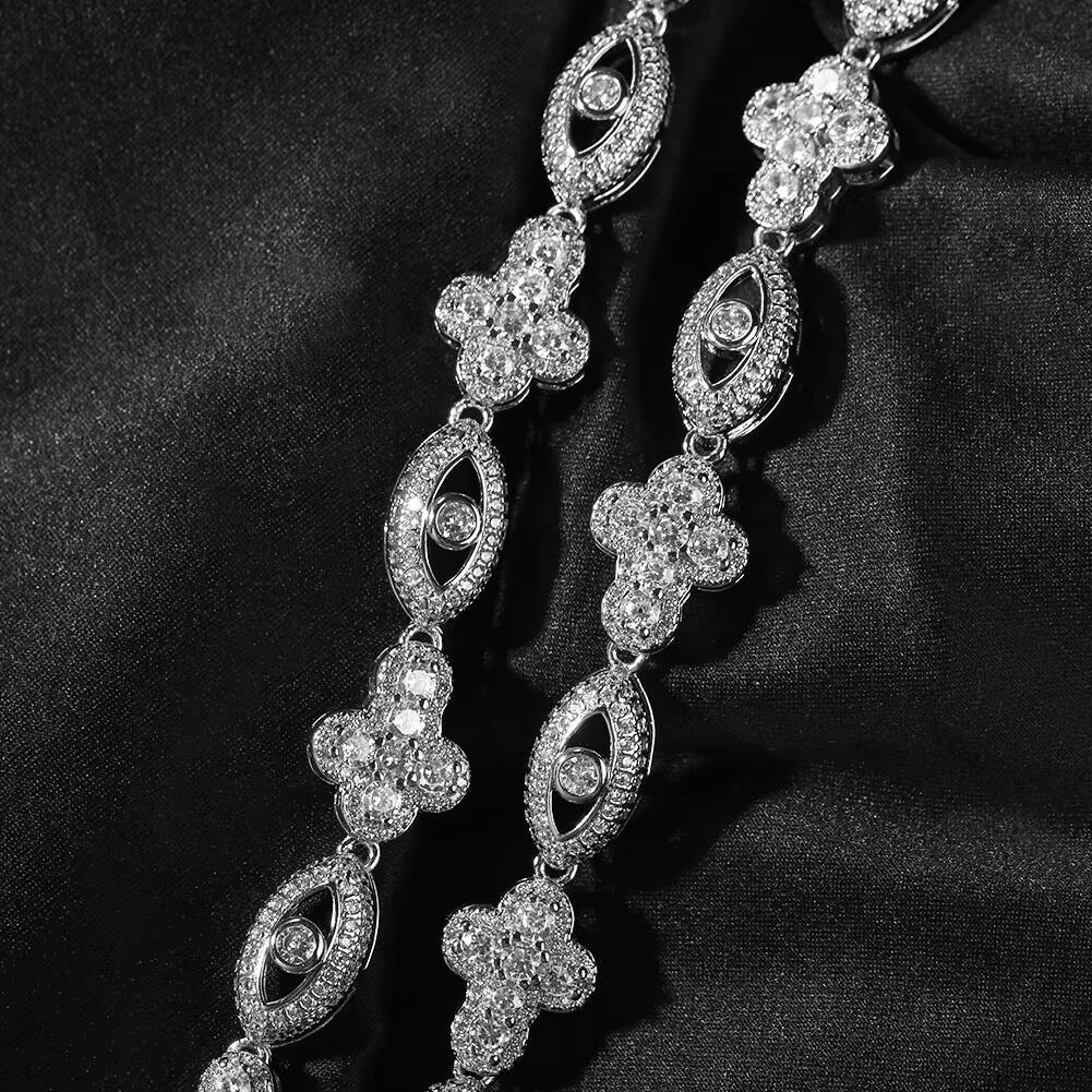 Trendy Eyes Cross Necklace Unique Designer Hiphop Women Man 18K Gold Plated Jewelry