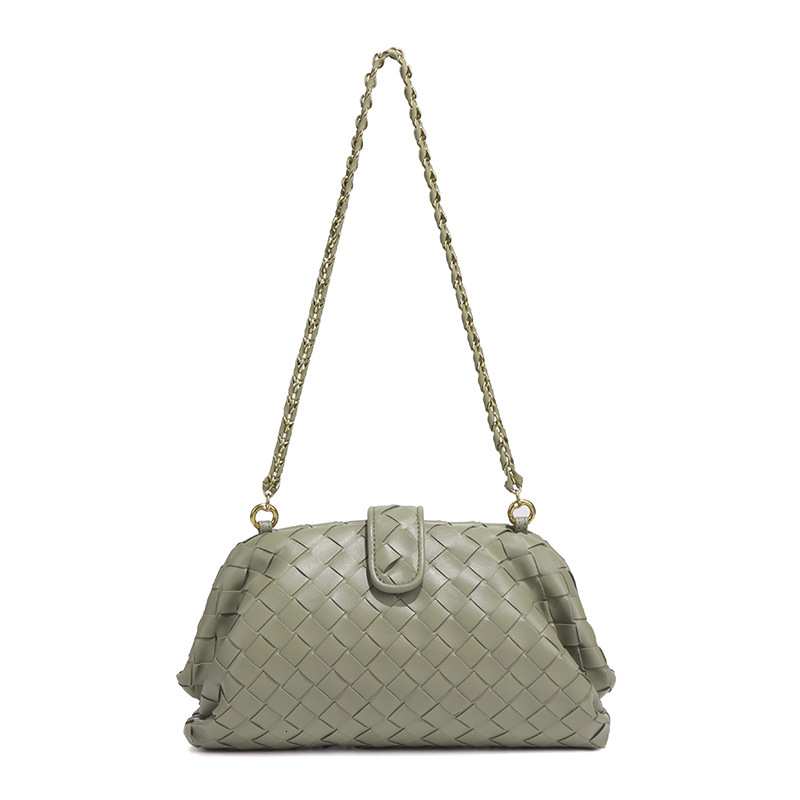 Fashionable Simple New Handbag for Women Handwoven Gold Chain Shoulder Underarm Cloud Clip Bag