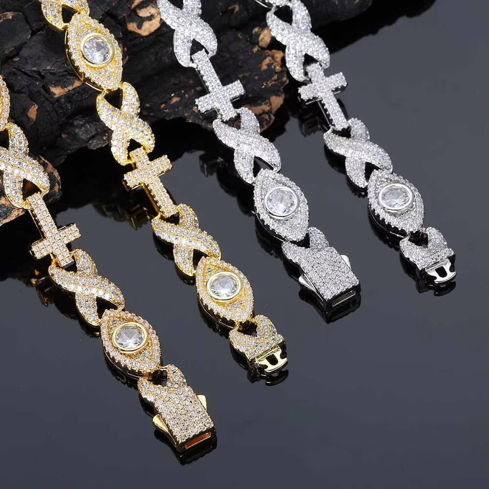 NUOYA New Style Iced Out Jewelry Inlaid Shiny Zircon Cross With Diamond Eyes Link Chain Gold Silver Hip Hop Cuban Chain Necklace
