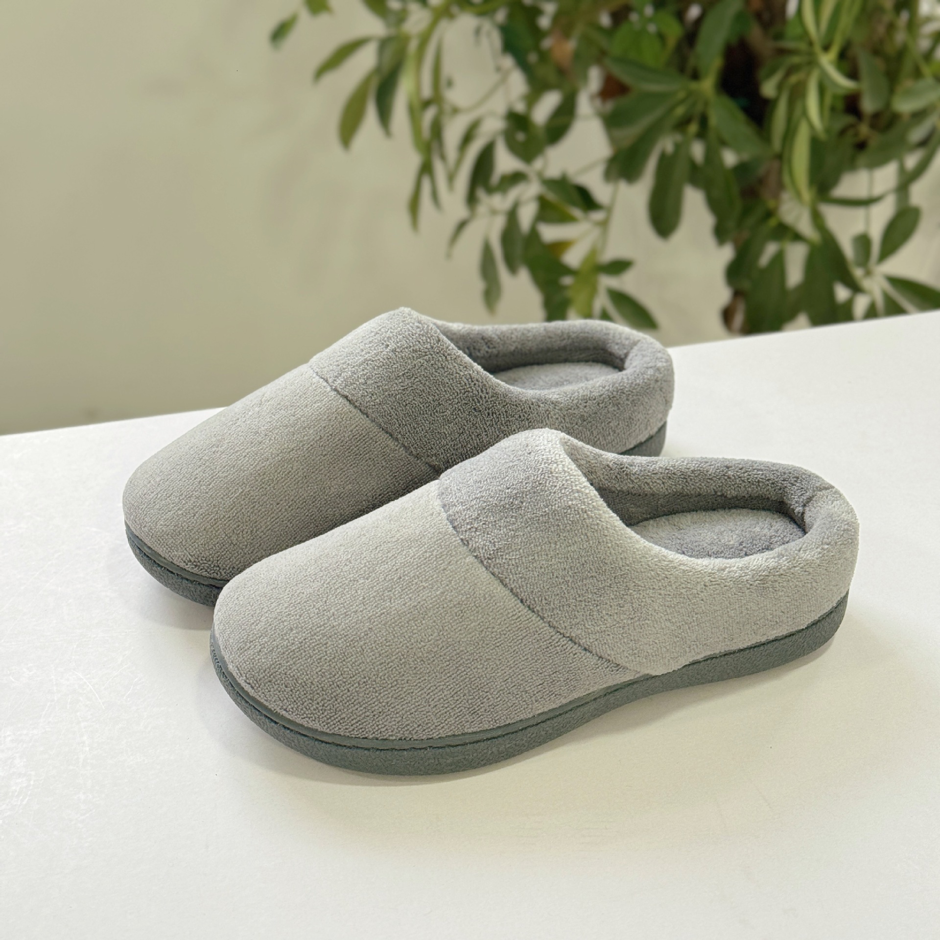 IsoToner Footbed Memory Foam Slippers ddmymarket