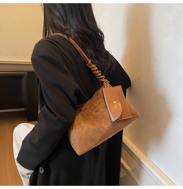 2025 new women's velvet bread large capacity women's crossbody bag luxury bag armpit bag handbag designer bag wallet shoulder bag