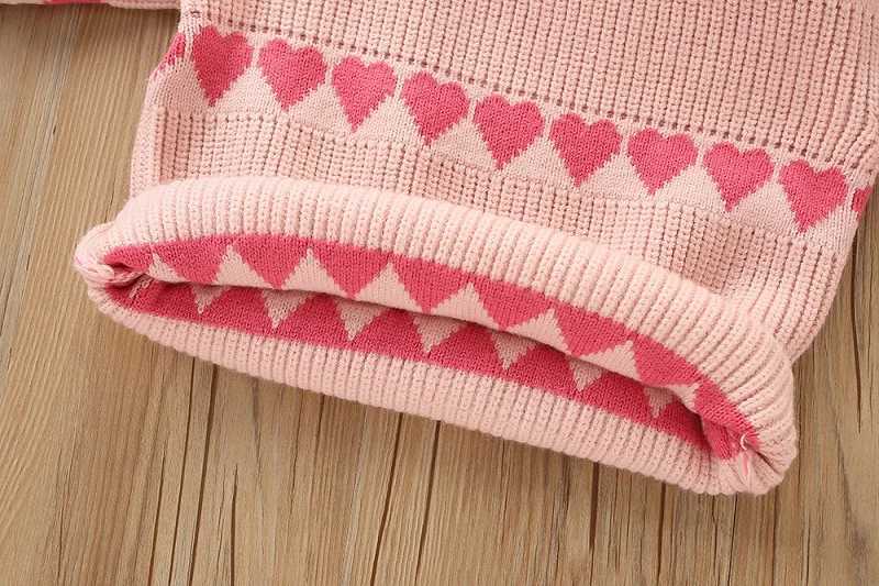 Girls sweater set for autumn and winter new westernstyle childrens heartshaped long sleeved knitted topshort skirt twopie L250926K8X9